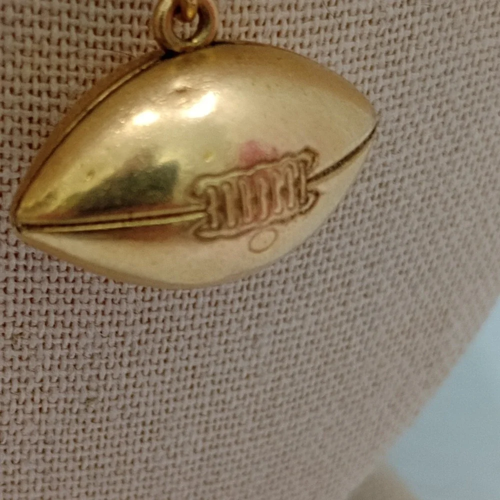 Vintage‎ Football Pendant Necklace JMF 1/20 Gold Filled
